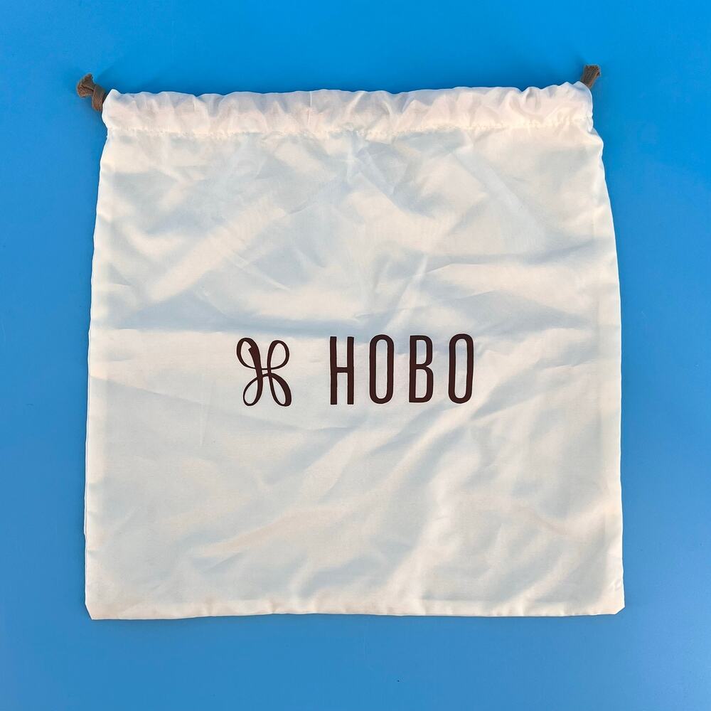 Hobo Drawstring Dustcover White 12” x 12”